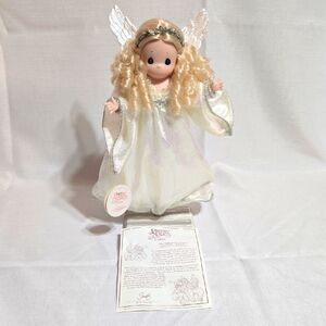 Precious Moments Millenium Angel Of The North with Pearlized Wings
